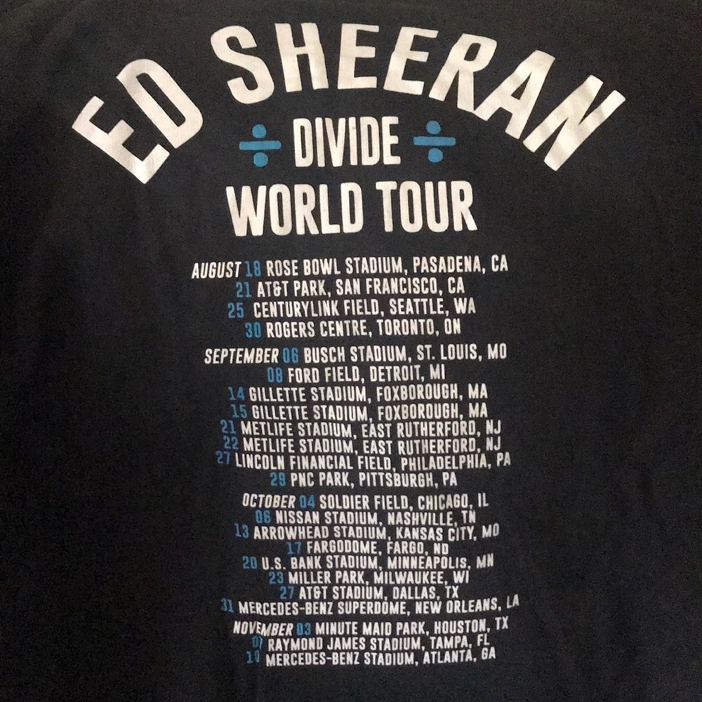 Ed Sheeran hoodie size 2XL - Picture 2 of 4